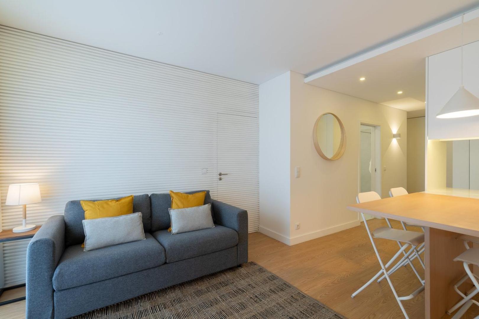 Guestready - Modern 2-Bedroom Apt In Cedofeita Порту Экстерьер фото
